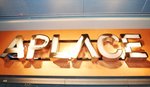 Aplace.com - небольшой шведский магазин мужской и женской одежды